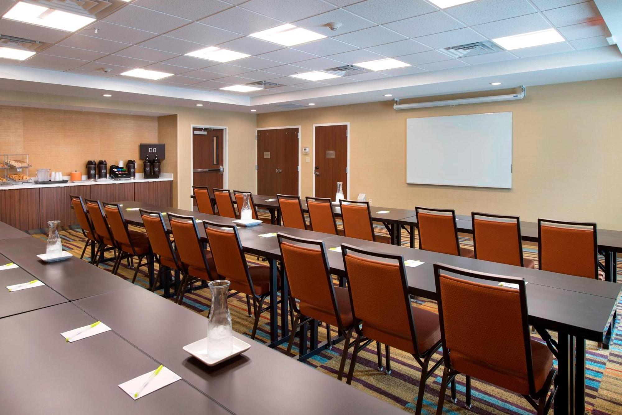 Fairfield Inn & Suites By Marriott Scottsbluff Bagian luar foto