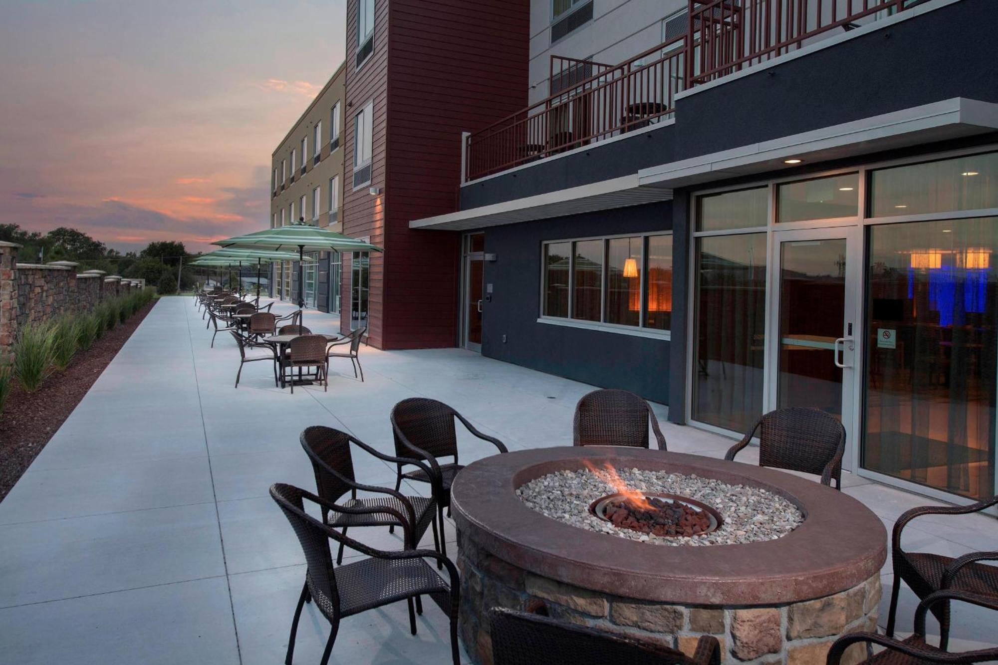 Fairfield Inn & Suites By Marriott Scottsbluff Bagian luar foto