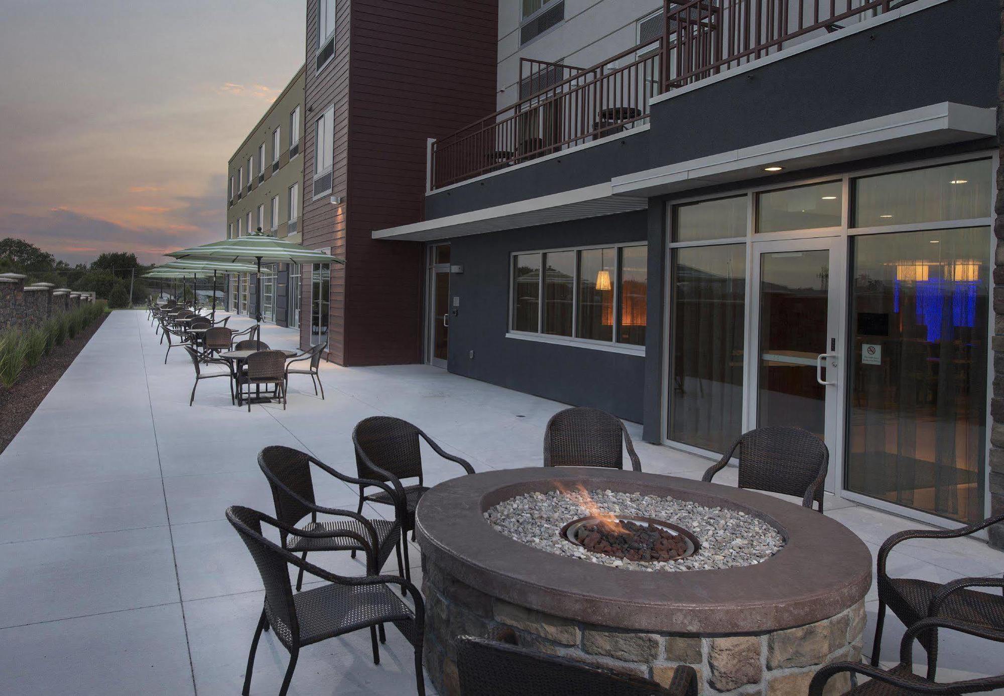 Fairfield Inn & Suites By Marriott Scottsbluff Bagian luar foto